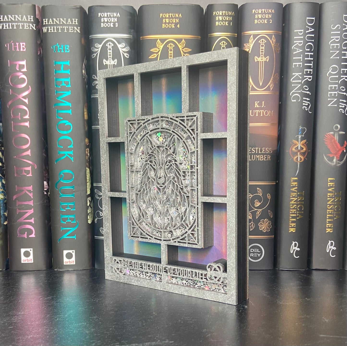 Be the Heroine of Your Life Wolf Mini Bookshelf