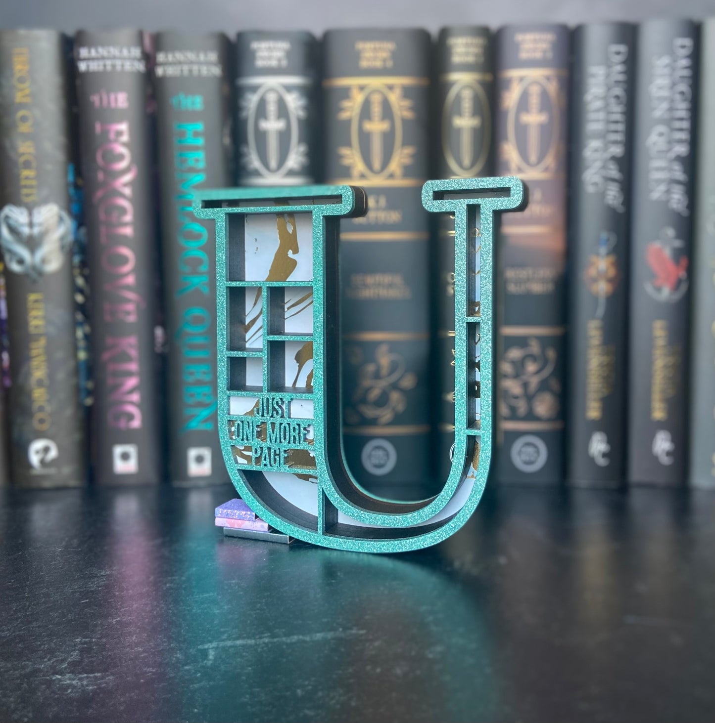 Letter U
